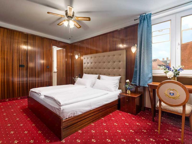 Hotel Du Train image