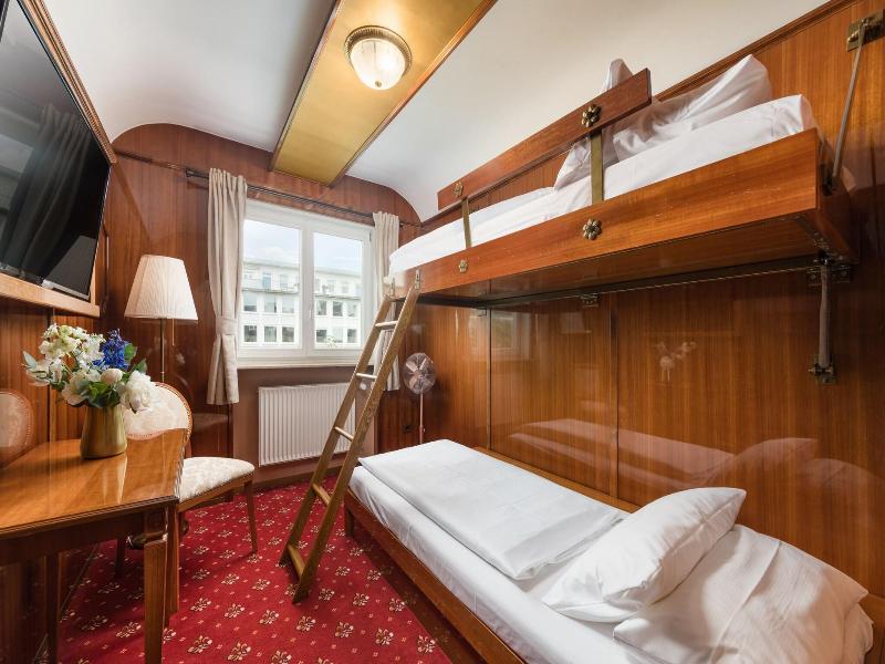 Hotel Du Train image