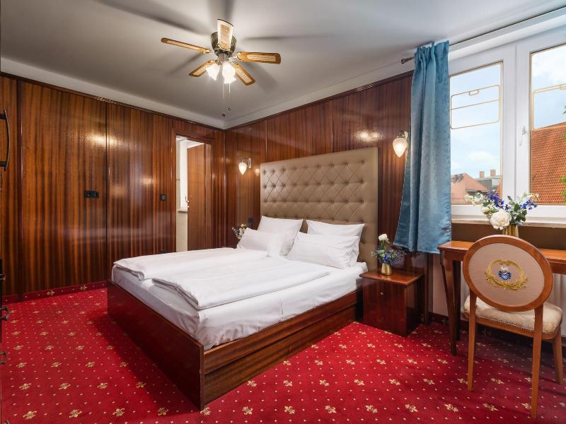 Hotel Du Train image