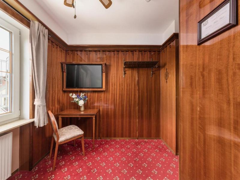 Hotel Du Train image