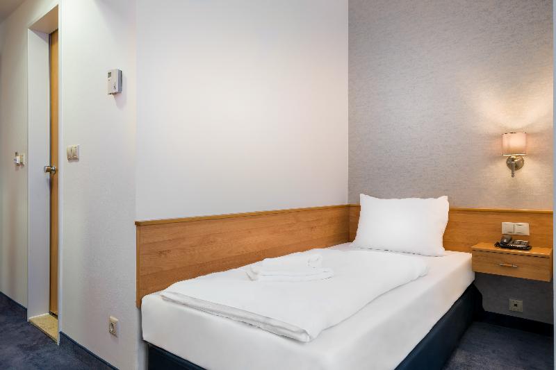 East City Hotel image