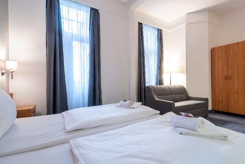 East City Hotel image