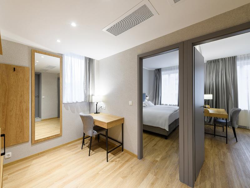 Eurostars uHotel image