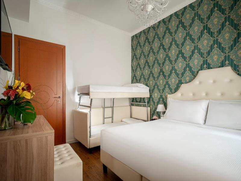 Re Enzo image