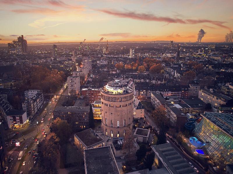 Hotel Wasserturm Cologne, Curio Collection — general view