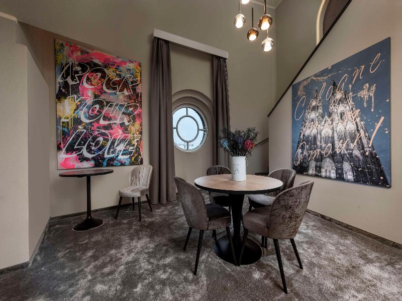 Hotel Wasserturm Cologne, Curio Collection image