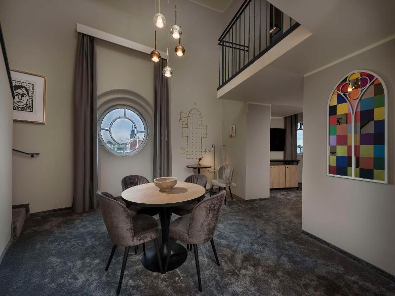 Hotel Wasserturm Cologne, Curio Collection image