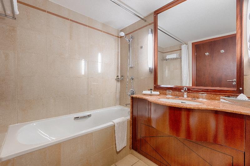 Occidental Paris Levallois image