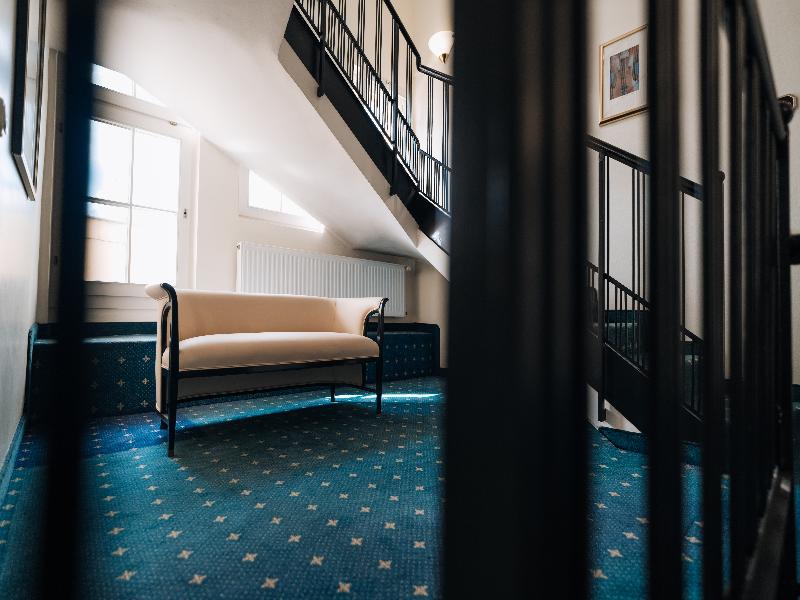 Hotel Viktoria image