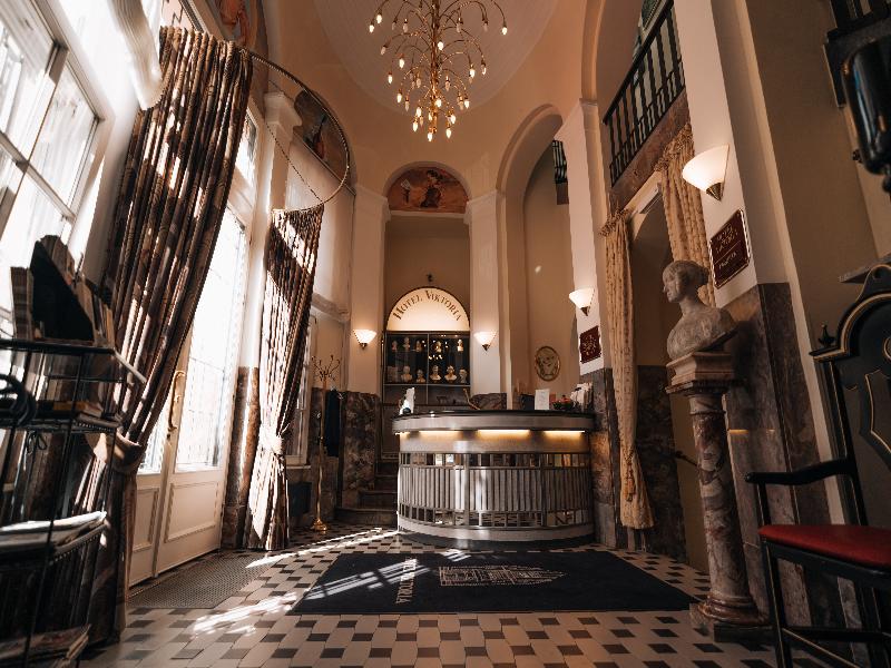 Hotel Viktoria image