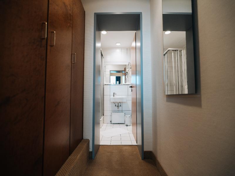 Hotel Viktoria image