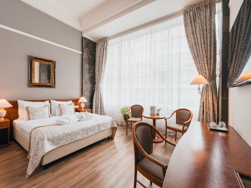 Belvedere Hotel Prague image