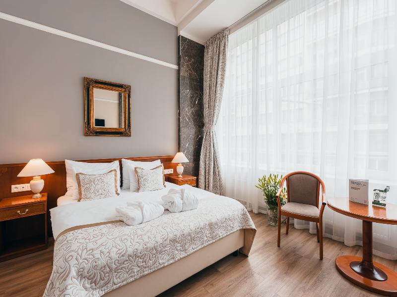 Belvedere Hotel Prague image
