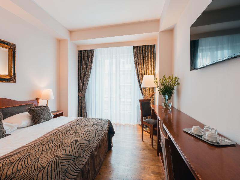 Belvedere Hotel Prague image