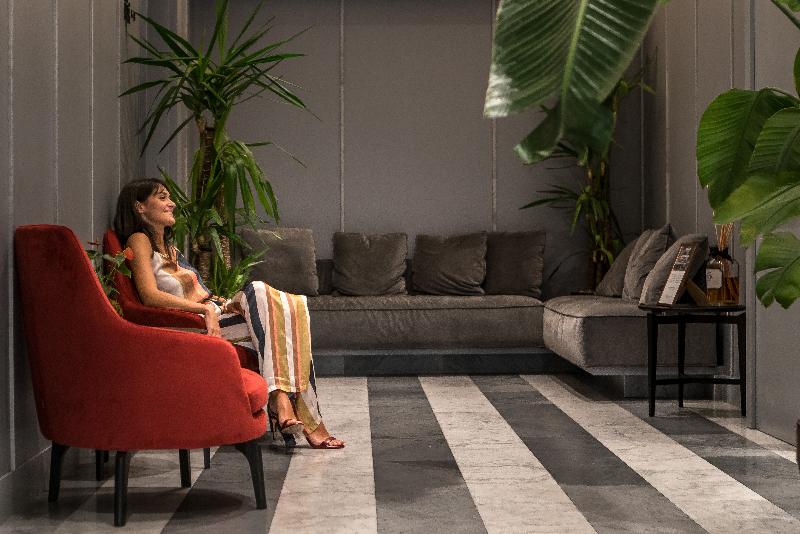 Floren Luxury Hotel image