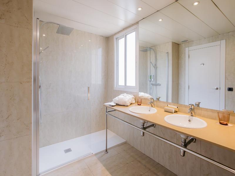 Hotel Castellon Center Affiliated by Melia image
