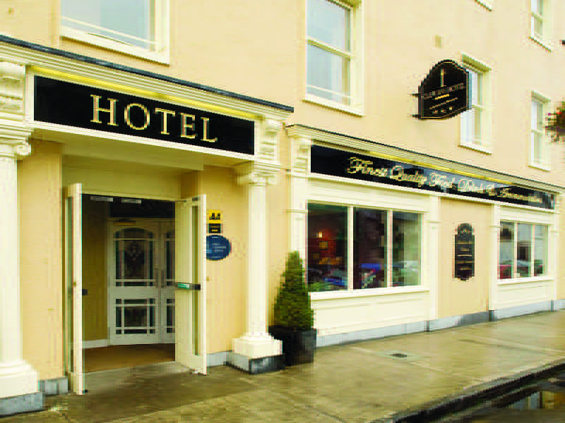 Clew Bay Hotel