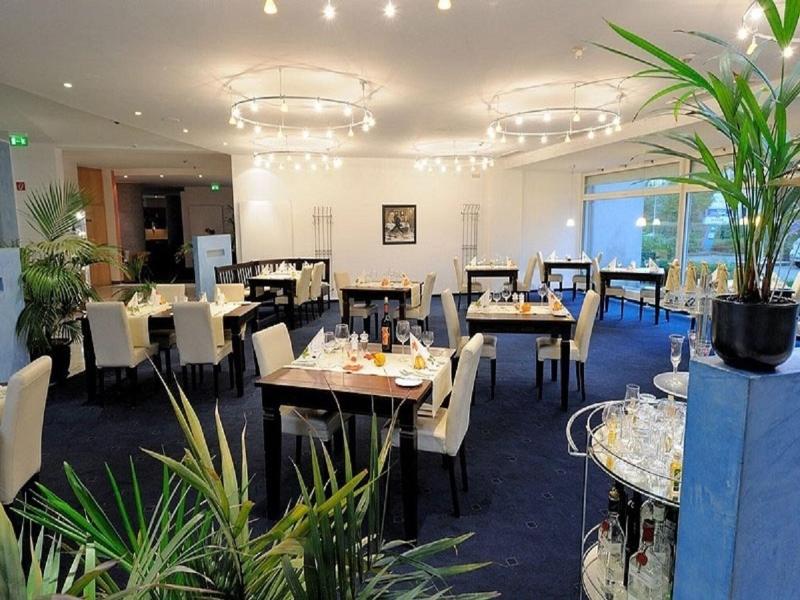 Euro Park Hotel image