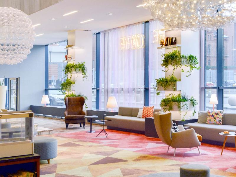 Novotel Poznan Centrum image