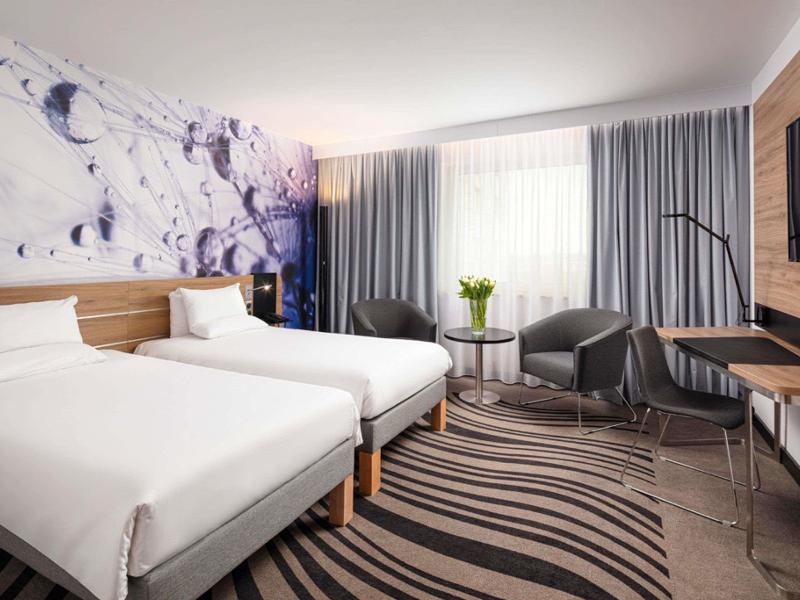Novotel Poznan Centrum image