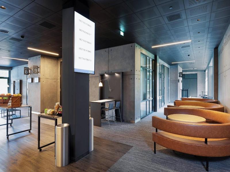 Courtyard Amsterdam Airport image