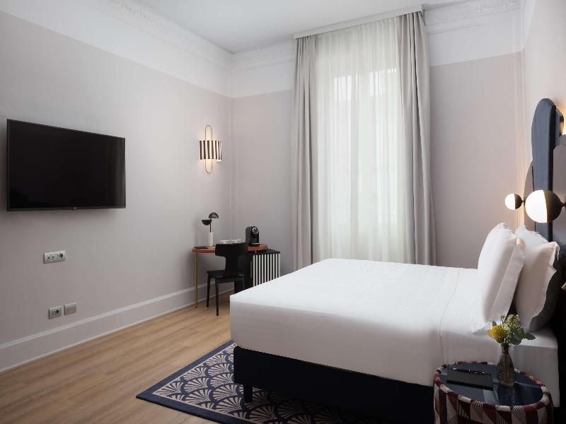 Anglo American Hotel Florence, Curio Collection image