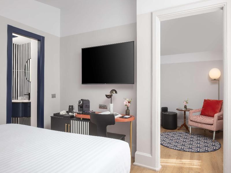 Anglo American Hotel Florence, Curio Collection image