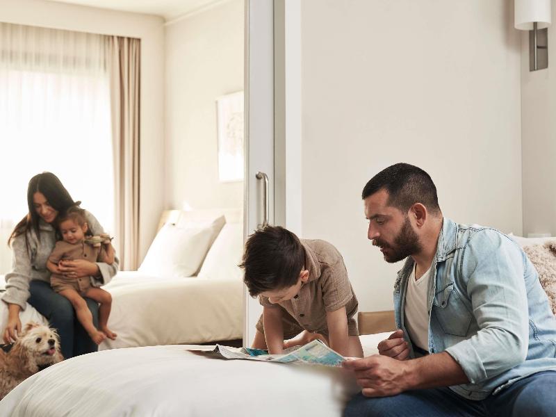 Novotel Athenes image