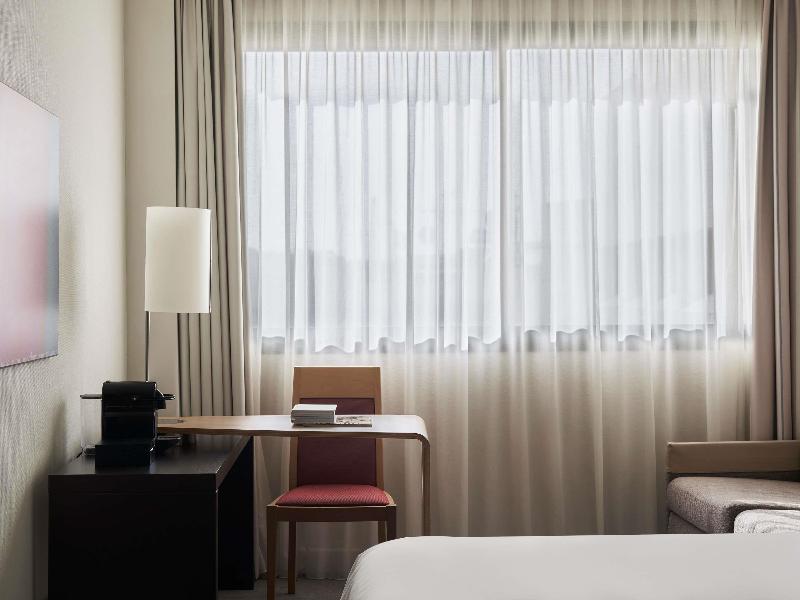 Novotel Athenes image