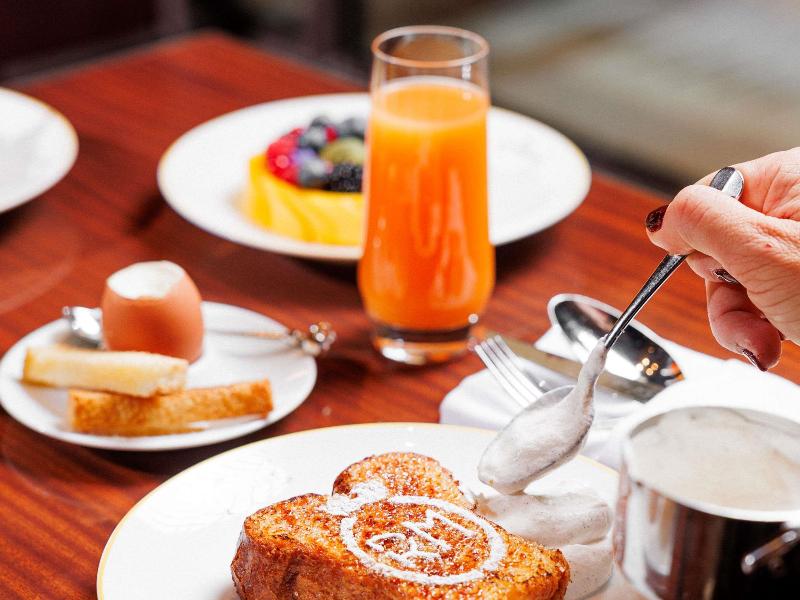 Le Royal Monceau Raffles Paris image