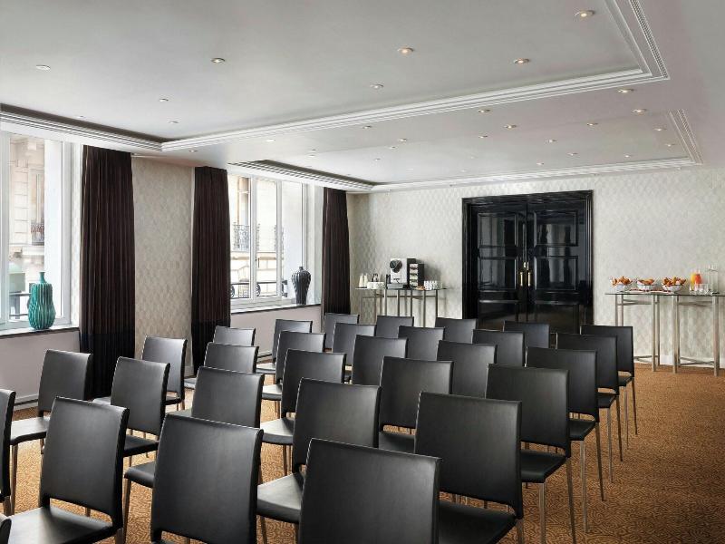Prince De Galles, A Luxury Collection Hotel image