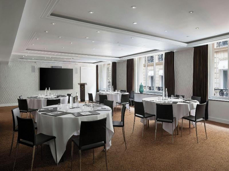 Prince De Galles, A Luxury Collection Hotel image