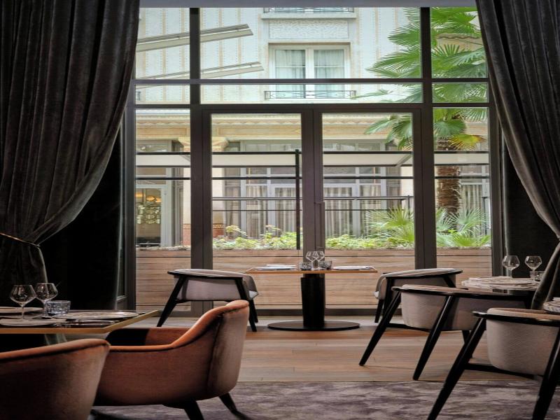 Prince De Galles, A Luxury Collection Hotel image