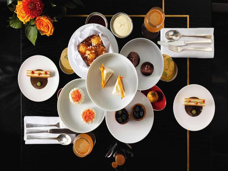 Prince De Galles, A Luxury Collection Hotel image