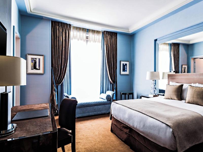 Prince De Galles, A Luxury Collection Hotel image
