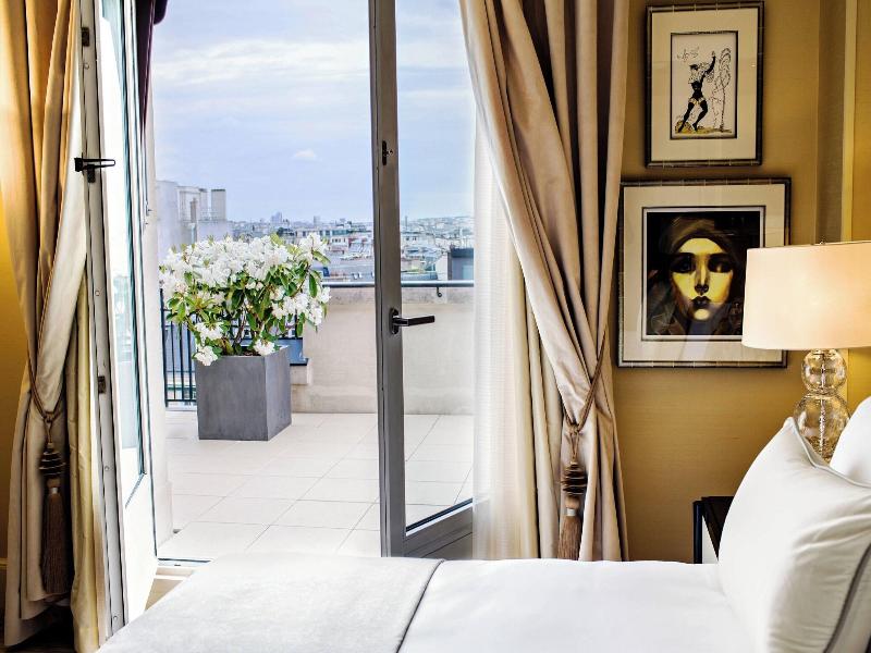 Prince De Galles, A Luxury Collection Hotel image
