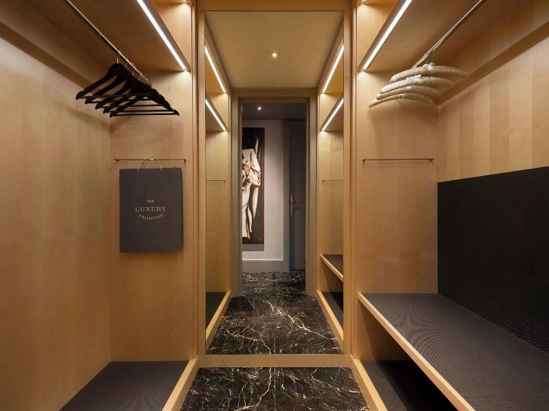 Prince De Galles, A Luxury Collection Hotel image