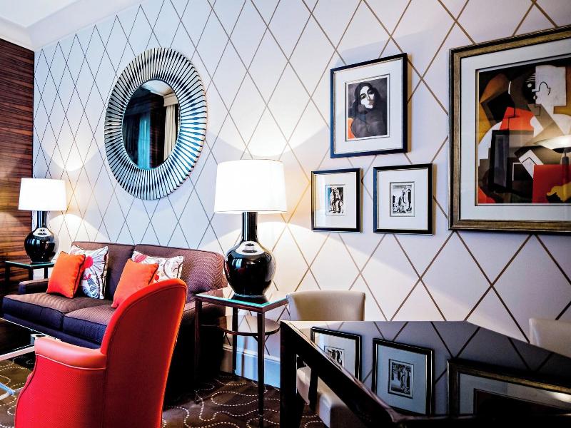Prince De Galles, A Luxury Collection Hotel image