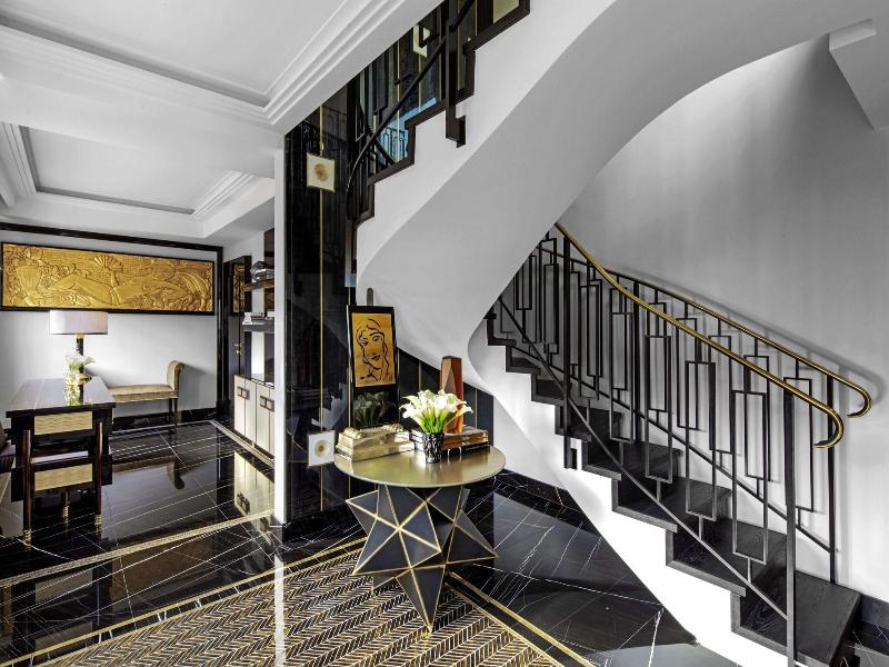 Prince De Galles, A Luxury Collection Hotel image