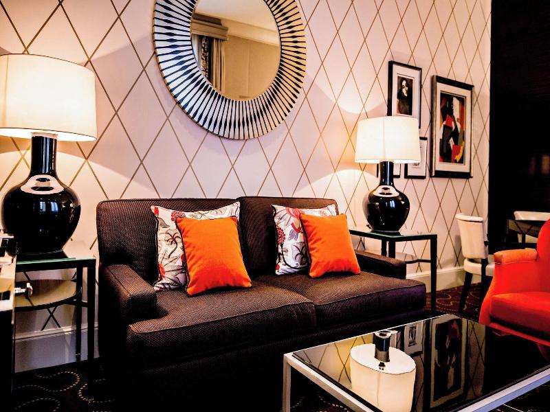 Prince De Galles, A Luxury Collection Hotel image