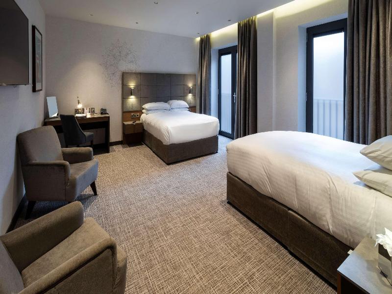 DoubleTree by Hilton Belfast City Ten Square image