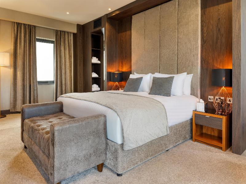 DoubleTree by Hilton Belfast City Ten Square image