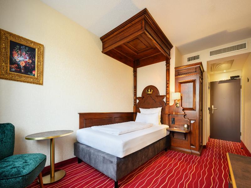 KING's HOTEL First image