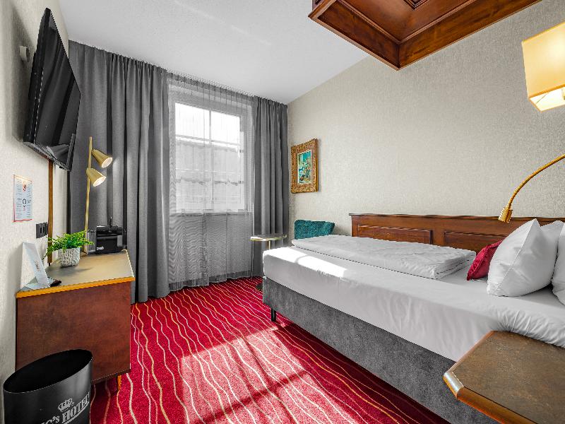 KING's HOTEL First image