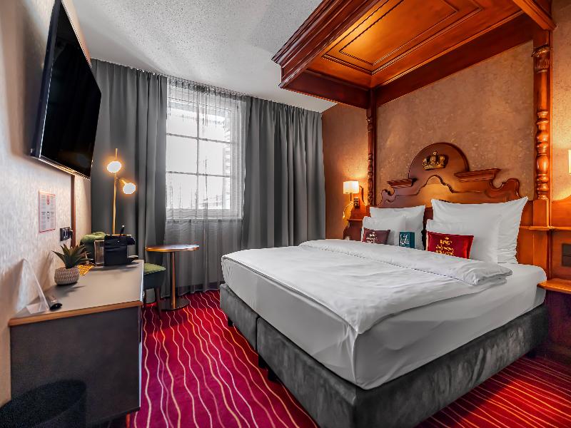 KING's HOTEL First image
