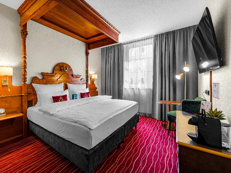 KING's HOTEL First image