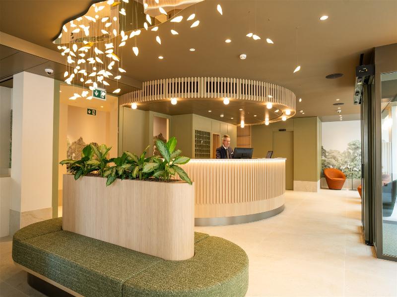 Hotel Le Square image