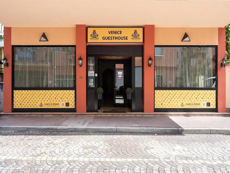Camelia Rooms Venice image