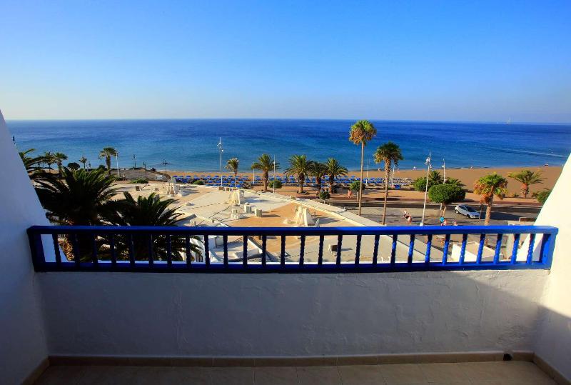 LABRANDA Los Cocoteros Apartments