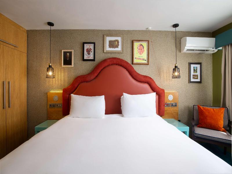 Elmbank York, Tapestry Collection by Hilton image
